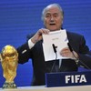 Sepp Blatter doesn't rule out switching 2022 World Cup from Qatar