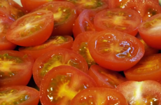 You've been chopping tomatoes wrong your whole life
