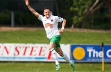 10-man Cork City hold on to edge out Students