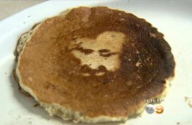 Woman sees the face of Jesus in her pancake on Good Friday