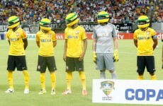 Snapshot: Corinthians line up in yellow helmets for Ayrton Senna anniversary tribute