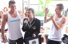YouTubers break the record for most selfies taken in an hour