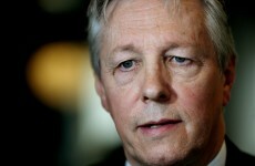 Peter Robinson apologises for comments about Muslims