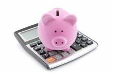 €800 million, not €2 billion in budget cuts is enough, government told