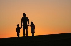9,000 families to lose one-parent payment from today