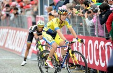 Nicolas Roche loses almost 14 minutes on day of crash, Boom, cobbles