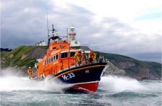 RNLI rescues 12 tourists after passenger boat hits rocks