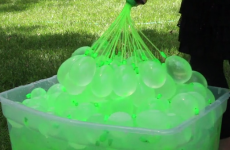 Genius dad invents way to fill up and tie 100 water balloons per minute
