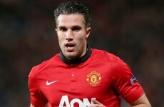 Van Persie to miss Manchester United's Premier League opener