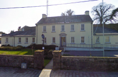 Member of public brings viable artillery shell to garda station