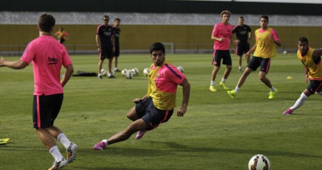 Luis Suarez could make Barca debut in a friendly tomorrow