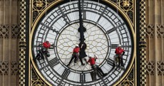 Photos: Four brave people are cleaning Big Ben today