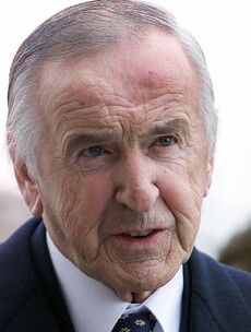 Here's the message of condolence Pope Francis has sent for Albert Reynolds' funeral