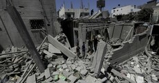 Israeli fire kills 10 Palestinians across Gaza