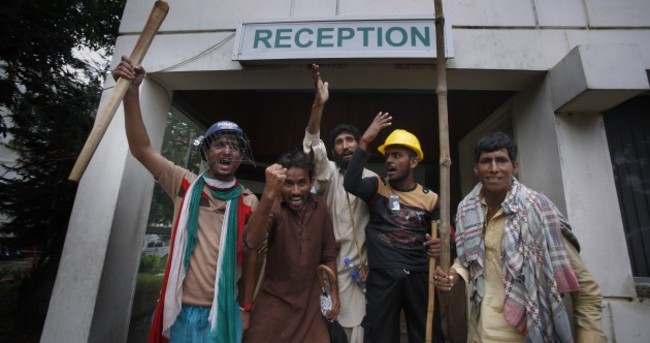 Pakistan state TV back on air after protesters storm building