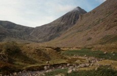 Body of man found by hillwalker on Carrauntoohil