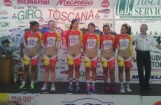 The Colombian women's cycling team are causing a stir with their unusual kit