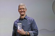 Apple's week goes from bad to worse as it apologises for buggy iOS8 update