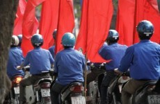 Biker crashes and dies in protest against... wearing of helmets