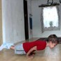 This 5-year-old kid is better at push-ups than you'll ever be