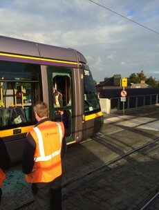 Rush-hour Luas cleared after "loose stone" causes door to smash