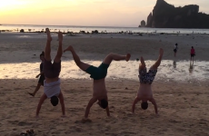 7 Irish lads show us how its done in Thailand
