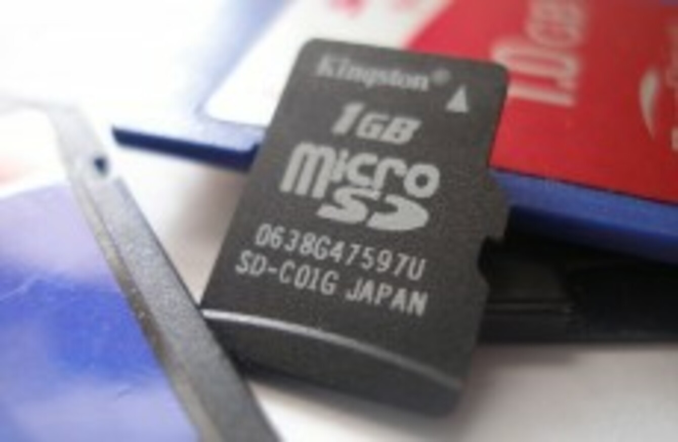 Getting An Sd Card To Increase Phone Storage Here S What You Need To Know