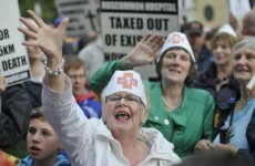 Govt wins Roscommon Hospital vote amid cuts protest outside Dáil