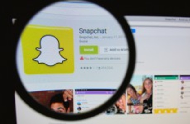 Hackers Access 100 000 Snapchat Photos And Theyre Preparing To Leak Them