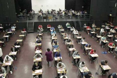 Junior Cert students will spend far less time in exam halls from 2014, under new national literacy plans.
