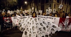 Mexico orders mayor's arrest over 43 missing students