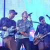 WATCH: Christy Moore and Coldplay sing ‘Ride On’ at Oxegen