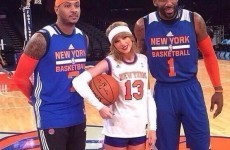 Taylor Swift shows her support for the Knicks and hangs out with a less-than impressed Carmelo