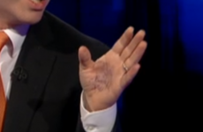 Minister 'doesn't know' what was written on his hand during Prime Time debate