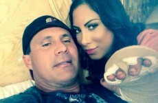 Jose Canseco's horrifying tweets about his 'smelly' finger falling off while playing poker
