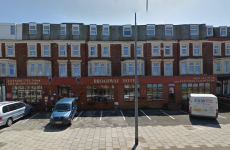 Couple 'fined £100 by their hotel' for leaving a bad review on TripAdvisor