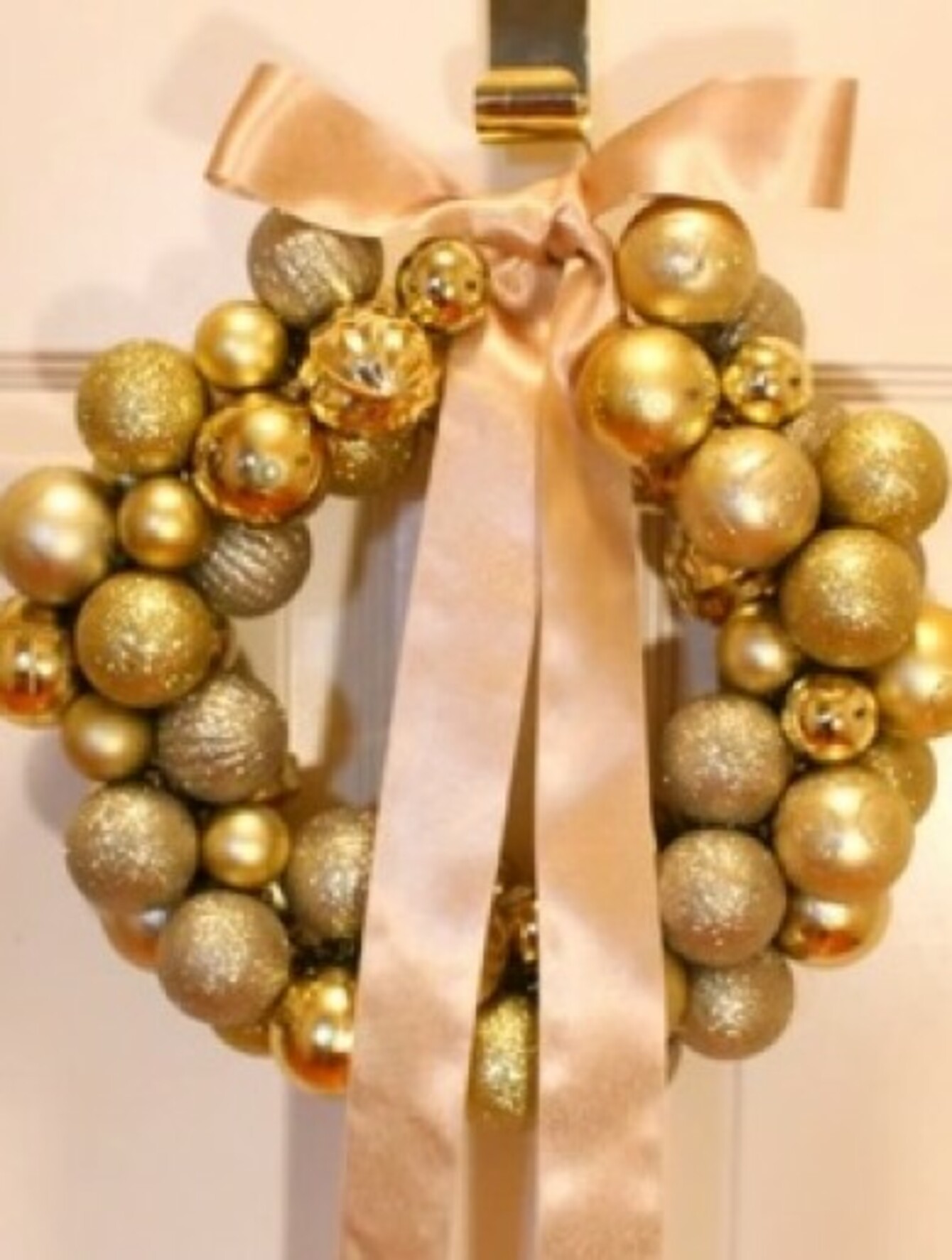 Here S How To Make Some Decent Not Tacky Christmas Decorations