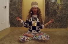 9 of Beyoncé's pyjama outfits in her 7/11 video, ranked in order