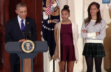 Malia and Sasha Obama were hilariously bored at this White House Thanksgiving event