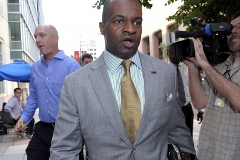 DeMaurice Smith, Executive Director of the NFLPA, arrives ahead of a meeting with players.