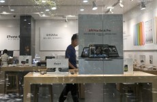 Here's the Apple store selling iPhones and iPads that's actually a fake