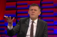 Brendan O'Connor tells heckler 'sit down you clown'