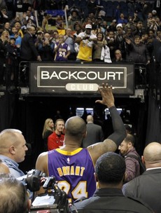 'Don't F this up!' Kobe Bryant hit another big milestone with these free throws last night