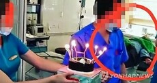 South Korean plastic surgeons 'partied in operating theatre'