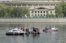 Nine killed after boat sinks in Moscow