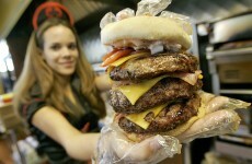 This is what it's like to eat a 20,000 calorie burger
