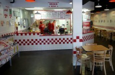 7 reasons why Five Guys Burgers coming to Ireland is amazing news