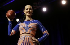 10 steps to throwing the perfect Super Bowl party