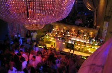 Man poos on nightclub dance floor, blames 'vindaloo curry and pints'