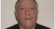 Derek Brockwell: Search for 'violent, hardened criminal' continues, as Minister orders full report